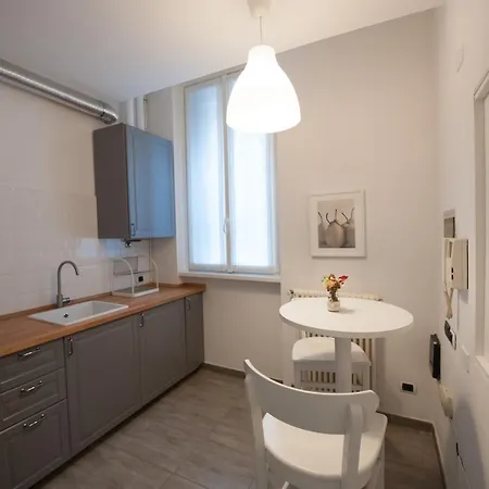 Bed & Breakfast Thea - Centro Storico Monza
