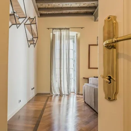 Thea - Centro Storico Bed & Breakfast *
