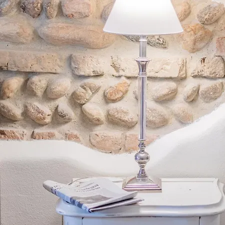 Thea - Centro Storico Bed & Breakfast