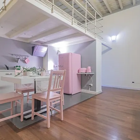 Thea - Centro Storico Bed and Breakfast