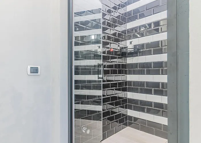 Thea - Centro Storico Alojamento de Acomodação e Pequeno-almoço Monza